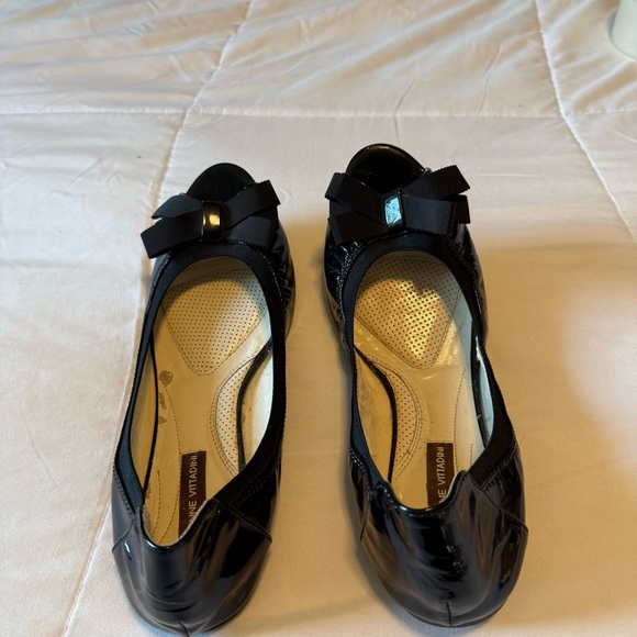 Adrienne Vittadini Black Patent Peep Toe Ballet Flats Bow Detail Size 9M - Picture 2 of 6